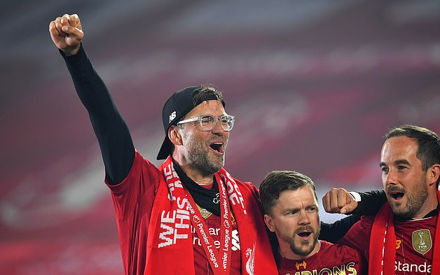 孔蒂：胜利能为球队注入能量，球员的体能储备已经恢复到位（孔蒂：胜利为全队充能，球员体能已恢复至最佳状态）