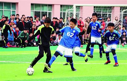 哲科：我们确实踢得很烂，但我们需要球迷支持而不是嘘声（哲科：踢得差我承认，但请用支持取代嘘声）