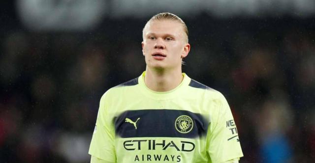 魏祥鑫：我还不是“全村的希望”，争取能踢出来在欧洲立足（魏祥鑫：离“全村的希望”还早，目标是在欧洲站稳脚跟）